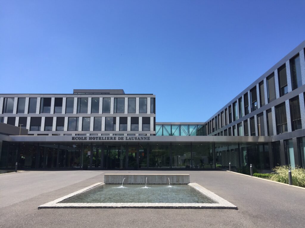 École hôtelière de Lausanne e Mediterranean Hospitality